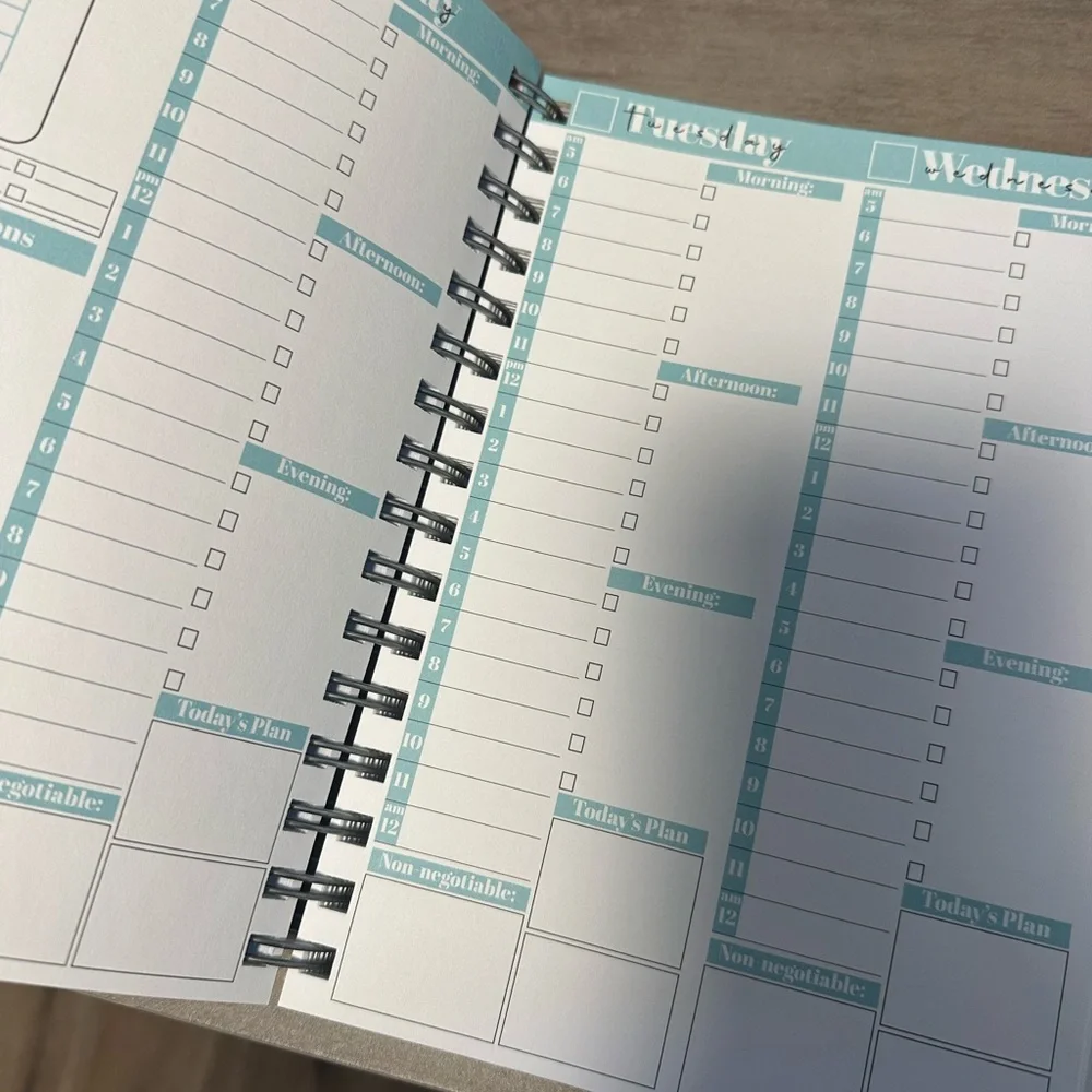 Undated Girl Gotta Change Planner Brand new‎